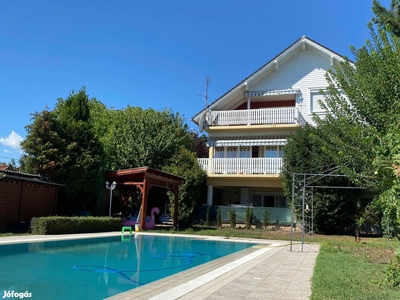 Szép panorámás, háromszintes családi ház medencével - Balatonalmádi, Veszprém - Ház