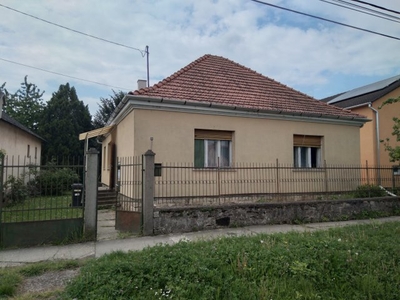 Eladó családi házSüttő, Rákóczi Ferenc utca