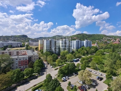 Eladó panellakás Budaörs, Szivárvány utca, 10. emelet