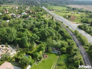 BALATONFÜREDEN HATÁLYOS ÉPÍTÉSI ENGEDÉLLYEL RENDELKEZŐ TELEK ELADÓ