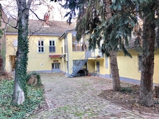 Eladó átlagos állapotú ház - Szeged
