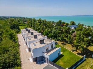 Eladó sorház Balatonszárszó