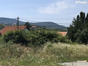 PANORÁMÁS TELEK, TEHERMENTES, JOGILAG RENDEZETT