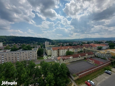 Miskolc, Tizeshonvéd utcai eladó lakás