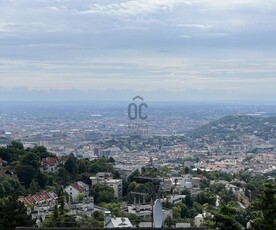 Kiadó jó állapotú ház - Budapest XII. kerület