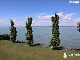 7 apartmanos üdülőház a Balaton partján