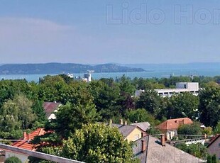 Eladó téglalakás Balatonföldvár