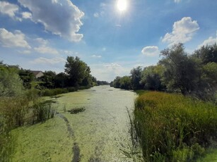 Eladó telek Dömsöd, Duna-parthoz közeli út