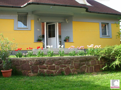 Eladó családi ház - Felsőörs, Veszprém megye