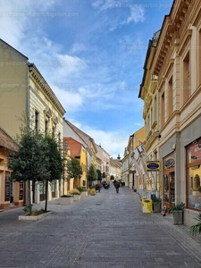 Pécs, Ferencesek utcája