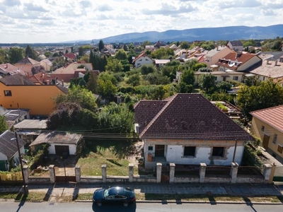 Eladó családi házVác, Deákvár-Óváros, Lehár Ferenc utca