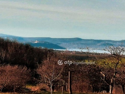 Eladó mezogazdasagi ingatlan Balatonendréd, Panorámás Zártkert