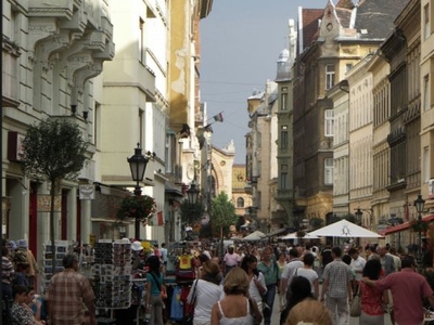 Eladó téglalakásBudapest, V. kerület, Lipótváros, 1. emelet