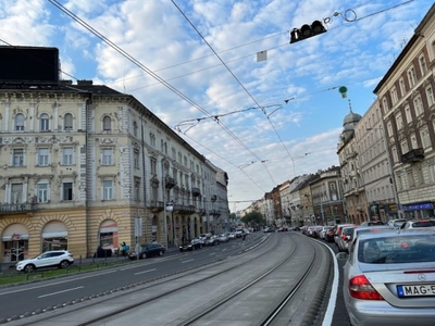 Eladó üzlethelyiségBudapest, IX. kerület, Ferencváros, Ferenc körút, földszint