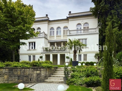 Kiadó családi ház, albérlet Budapest, XII. kerület, Mártonhegy, Mártonhegyi út közelében
