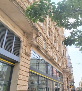 Kiadó téglalakás, albérlet Budapest, V. kerület, Belváros, Ferenciek tere, 3. emelet