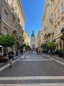 Kiadó téglalakás, albérlet Budapest, V. kerület, Zrínyi utca, 3. emelet