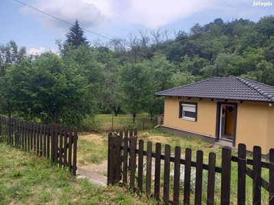 Lakható kis ház 1300 nm telekkel eladó - Miskolc, Borsod-Abaúj-Zemplén - Nyaralók, üdülők