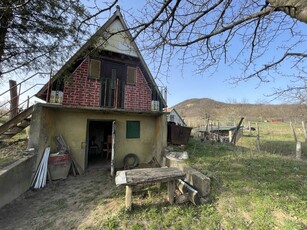 Eladó nyaraló Bajót, Nincs utca