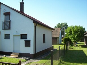 Eladó nyaraló Balatonkeresztúr