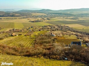 Eladó Telek, Pécsely 47.000.000 Ft