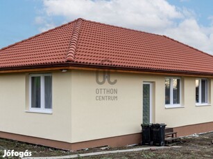 Pázmándon új építésű nappali+4 szobás családi ház csodás panorámájú te