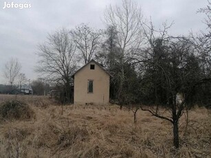 Debrecen ház és telek eladó