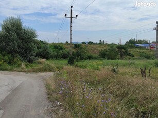 Eger déli részén a Lidl körforgalomnál, átminősíthető telek eladó