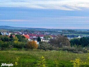 Eladó építési telek, Győrújbarát