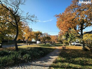 Eladó ház - Budapest IV. kerület, Újpest