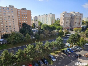 Győr Marcalváros 1-en Takaros Panel Eladó**