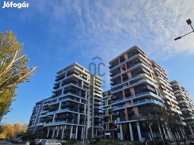 ELADÓ DUNAI PANORÁMÁS 3 SZOBÁS NAGY ERKÉLYES LAKÁS A WATERFRONT CITY