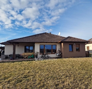 Herend, ingatlan, ház, 190 m2, 187.800.000 Ft