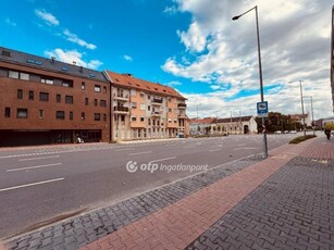 Eladó téglalakásDebrecen, 3. emelet