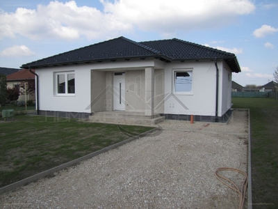 újépítésű, Koroncó, ingatlan, ház, 117 m2, 83.000.000 Ft