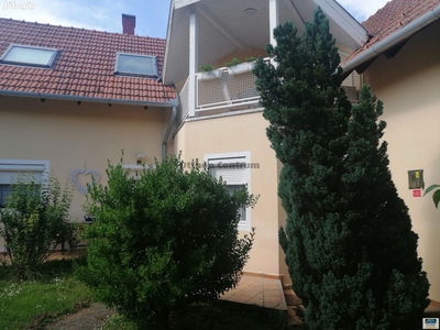 EGYEDÜLÁLLÓ APARTMANHÁZ ELADÓ ALSÓPÁHOKON! - Alsópáhok, Zala - Ház