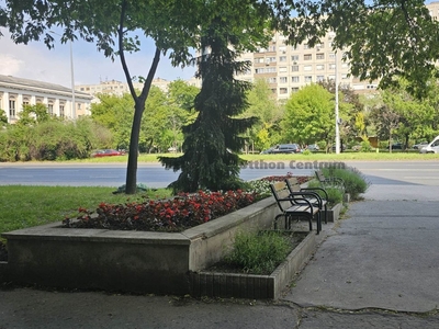 Eladó Óbudán egy 2 külön nyíló szobás panel lakás a Flóriánnál - III. kerület, Budapest - Lakás