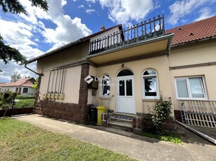 Balatonalmádi, ingatlan, lakás, 90 m2, 74.900.000 Ft