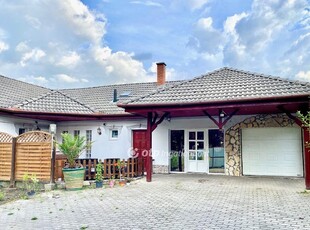 Nagykőrös, ingatlan, ház, 130 m2, 64.780.000 Ft