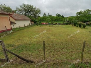 Törtel, ingatlan, telek, 4.500.000 Ft