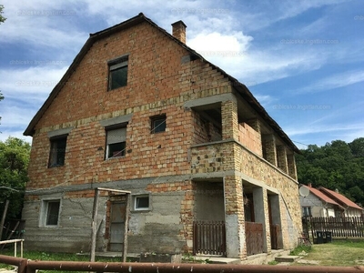 Eladó családi ház - Alcsútdoboz, Fejér megye