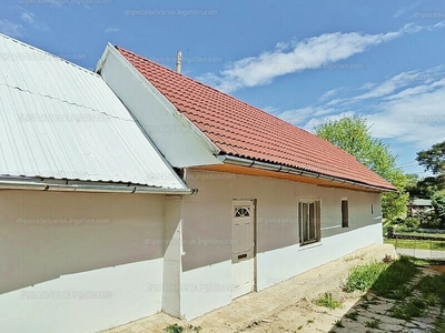 Eladó családi ház - Pécs, Zengő utca