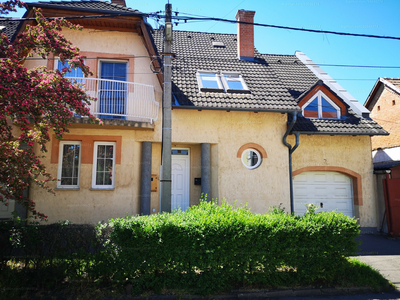 Eladó családi ház - Szolnok, Dobó István utca