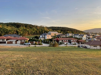 Eladó lakóövezeti telek - Üröm, Panorámaliget lakópark