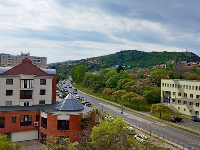 Eladó panel lakás - Budaörs, Lévai utca