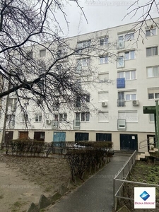 Eladó panel lakás - Tatabánya, Sárberki lakótelep