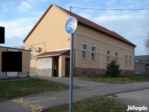 Szeged-Szőreg eladó családi ház eladó