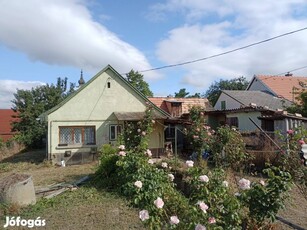 Családi ház eladó Balatonfőkajáron