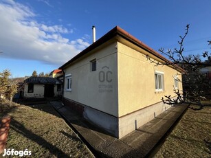 Pilisi panorámával rendelkező Családi Ház Eladó!