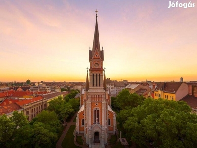 Felújított, csendes, kényelmes három szobás lakás a Ráday utcában!